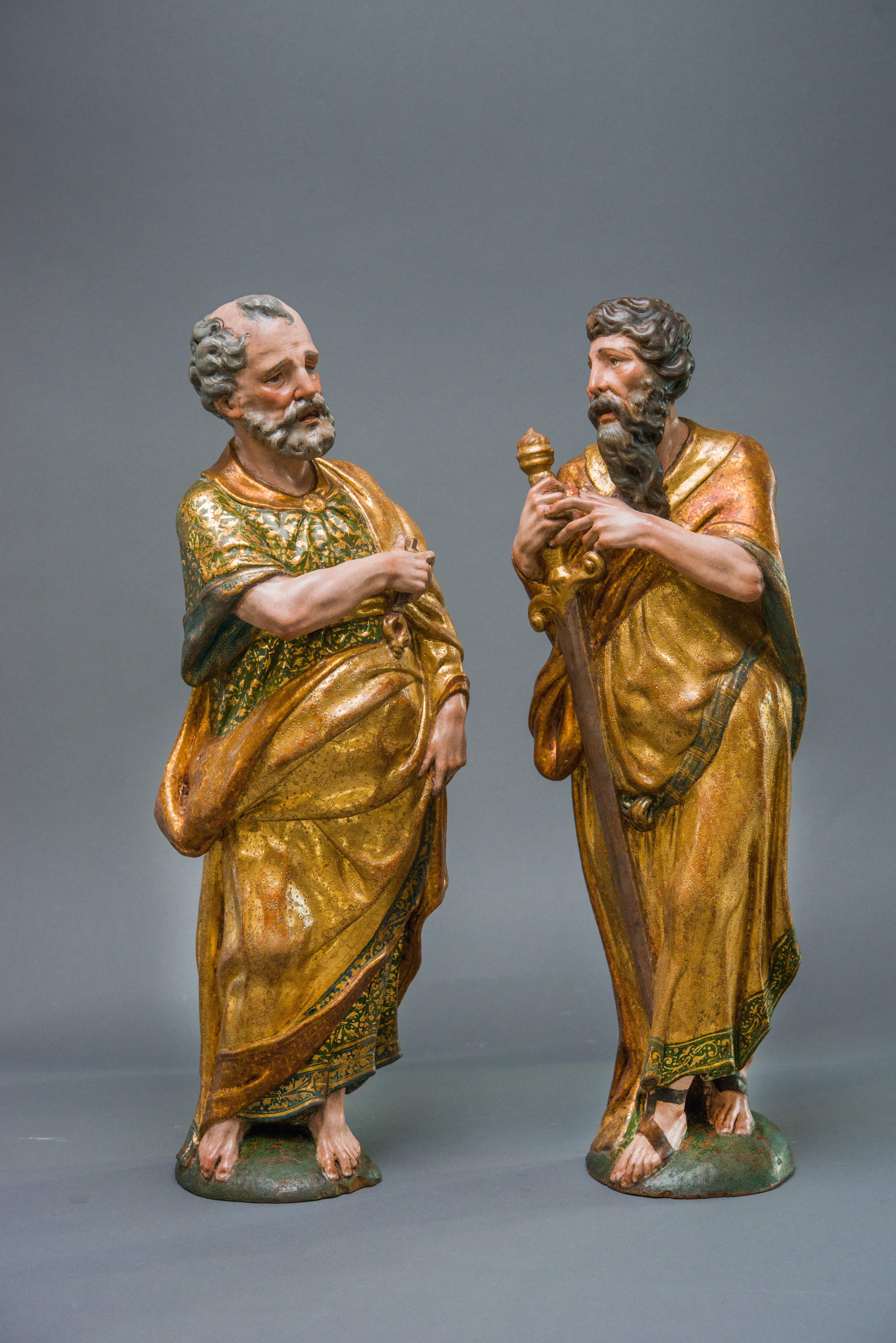 Pareja de esculturas de San Pedro y San Pablo